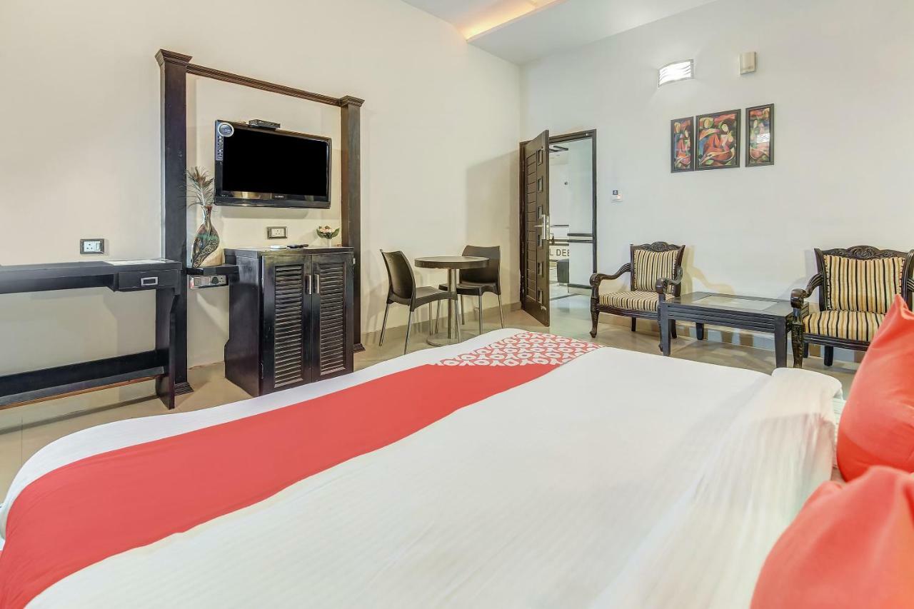 Oyo 27999 Hotel Deep Sirsa Exterior foto